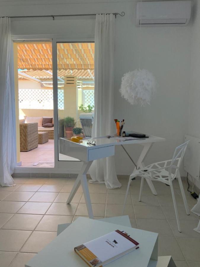 Apartment Mila Denia Exteriör bild